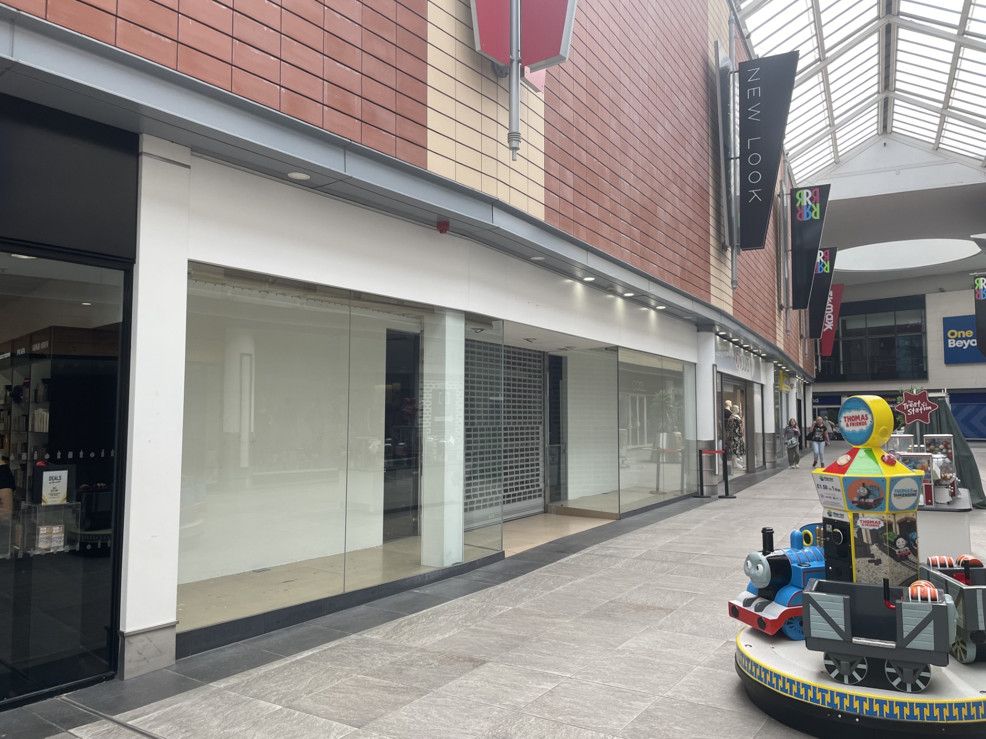 Photo of Unit 19, Ropewalk Shopping Centre